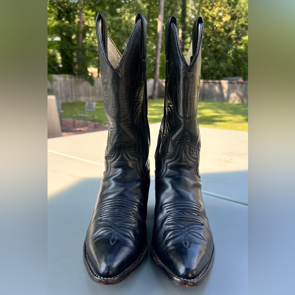 Women’s Justin Boots Black Leather Cowboy Boots